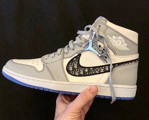 retail price dior jordan 1